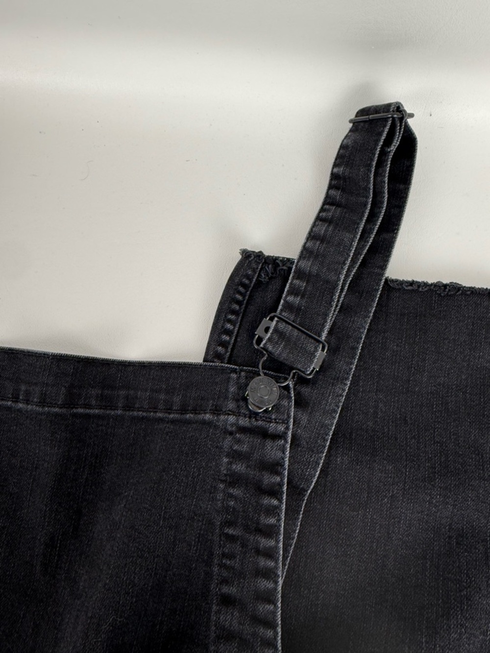 Madewell Black Denim Raw Hem Overalls - Picture 4 of 6
